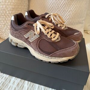 New Balance 2002r Brown Sneakers - Great Condition